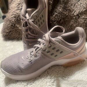 Nike Women's Light Pink Sneakers
